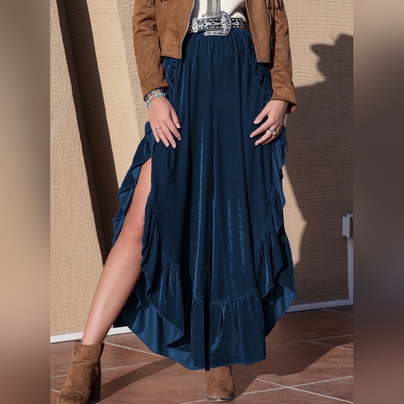 Slit Ruffled Wide Leg Pants - Picture 6 of 10